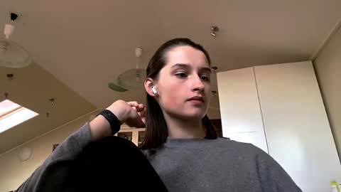 Snapshot of michael_pors chatting on October 3, 2025, 2:25 pm Emily online show from October 3, 2025, 2:25 pm