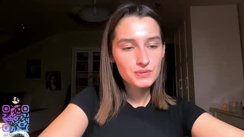 Snapshot of michael_pors chatting on November 17, 2025, 2:34 pm Emily online show from November 17, 2025, 2:34 pm