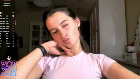 Snapshot of michael_pors chatting on December 4, 2025, 2:48 pm Emily online show from December 4, 2025, 2:48 pm