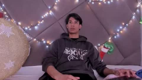 michael_vidal online show from November 14, 2025, 7:56 pm