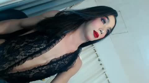 michaelagoddess online show from May 8, 2026, 12:05 am