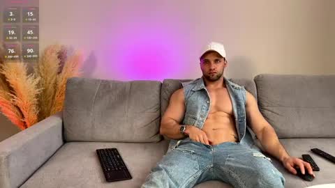 michaelbradley_for_u online show from April 6, 2026, 8:59 am