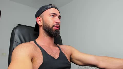 MichaelEvansx online show from December 8, 2024, 2:30 pm