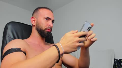 MichaelEvansx online show from December 16, 2024, 9:41 pm