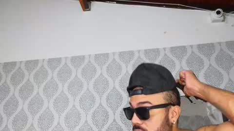 Michaell online show from February 11, 2025, 7:54 am