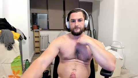 Snapshot of michaelragnar90 chatting on November 11, 2025, 4:40 pm michaelragnar90 online show from November 11, 2025, 4:40 pm