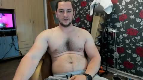 michaelragnar90 online show from May 14, 2026, 7:04 am