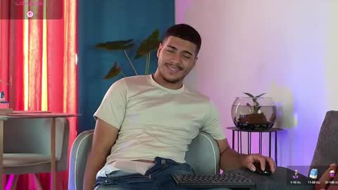 michel g22 online show from September 23, 2025, 1:58 pm