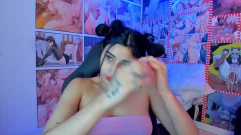 Snapshot of michel_lopez18 chatting on January 8, 2025, 5:15 pm michel_lopez18 online show from January 8, 2025, 5:15 pm