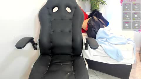 Snapshot of michel_lopez18 chatting on September 23, 2025, 10:51 am michel_lopez18 online show from September 23, 2025, 10:51 am