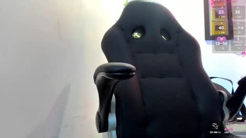 Snapshot of michel_lopez18 chatting on October 7, 2025, 10:56 am michel_lopez18 online show from October 7, 2025, 10:56 am