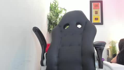 Snapshot of michel_lopez18 chatting on December 4, 2025, 10:57 am michel_lopez18 online show from December 4, 2025, 10:57 am