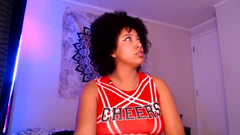 Snapshot of michell_bling chatting on February 17, 2025, 8:30 am Michi online show from February 17, 2025, 8:30 am