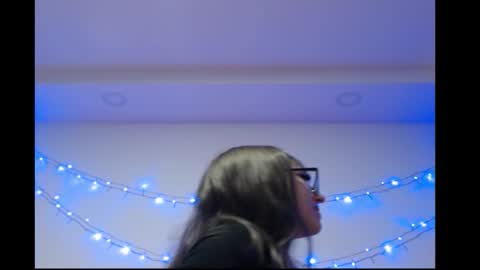 Michell online show from February 18, 2026, 3:13 am