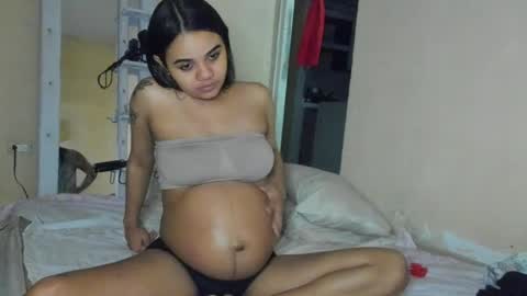 Snapshot of michell_smiths chatting on May 17, 2026, 6:22 am michell_smiths online show from May 17, 2026, 6:22 am