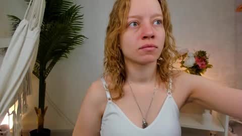michelle_blond online show from February 23, 2026, 7:39 am