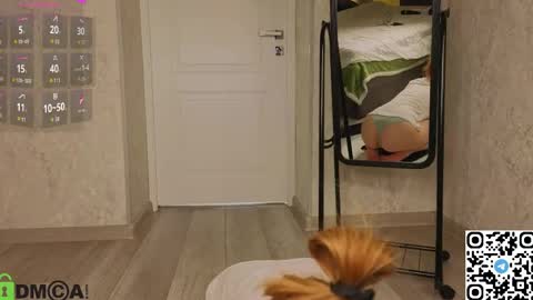 Snapshot of michelle_blond chatting on April 21, 2026, 2:51 am michelle_blond online show from April 21, 2026, 2:51 am