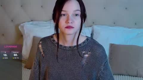 Michelle online show from November 8, 2025, 1:55 pm