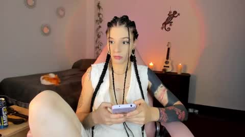 Michelle Ramirez online show from March 4, 2025, 11:40 am