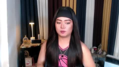 Snapshot of michellechannelxxx chatting on June 15, 2026, 3:14 pm Michelle online show from June 15, 2026, 3:14 pm