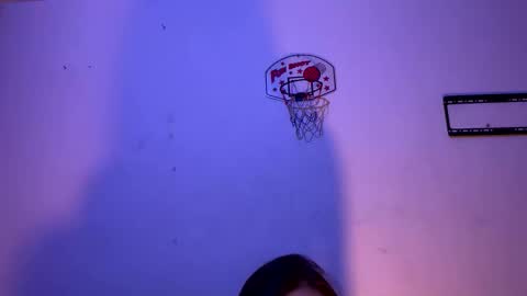 michellepetitte online show from April 23, 2026, 6:47 am