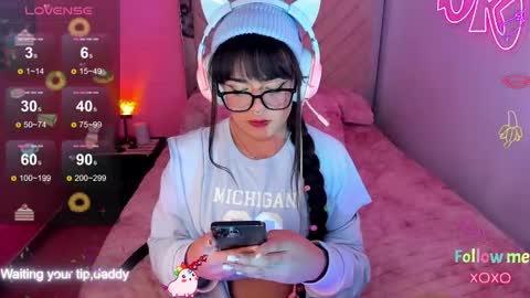 Snapshot of michellevanss22 chatting on March 28, 2026, 4:45 am online show from March 28, 2026, 4:45 am