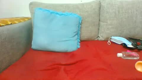 michellevice online show from June 6, 2026, 5:28 pm