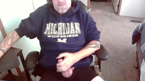 Snapshot of michigan_daddy chatting on November 10, 2025, 3:22 pm TattedInDetroit online show from November 10, 2025, 3:22 pm