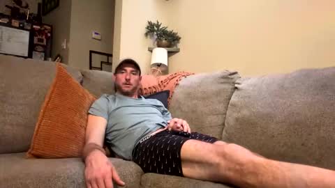 Snapshot of michmaltime chatting on February 28, 2026, 5:19 am michmaltime online show from February 28, 2026, 5:19 am