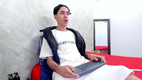 mick_lollipopp online show from March 6, 2026, 7:54 pm