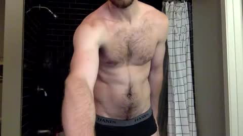 Snapshot of mickey_mic chatting on September 11, 2025, 6:41 pm mickey_mic online show from September 11, 2025, 6:41 pm