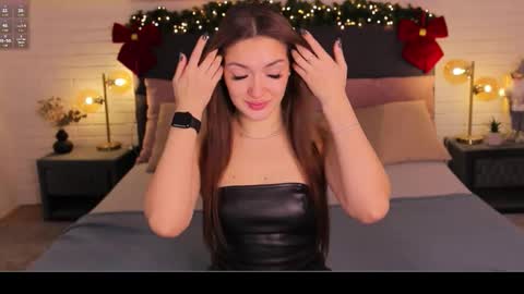 Snapshot of micky___love chatting on December 14, 2025, 8:46 pm micky___love online show from December 14, 2025, 8:46 pm