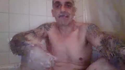 middle123456783939 online show from December 21, 2025, 1:35 am