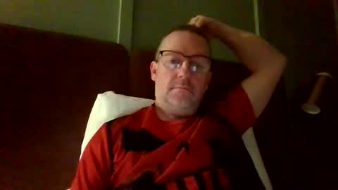 Snapshot of middleton2021 chatting on May 5, 2026, 2:52 am middleton2021 online show from May 5, 2026, 2:52 am