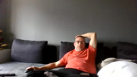 Snapshot of middleton2021 chatting on May 18, 2026, 11:38 am middleton2021 online show from May 18, 2026, 11:38 am