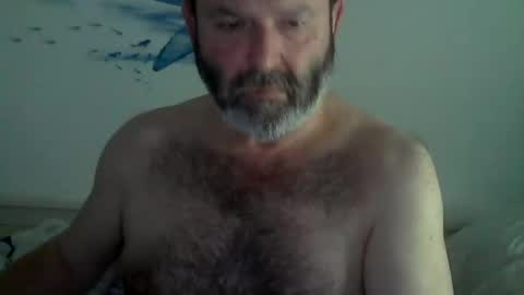 Snapshot of midhir chatting on January 20, 2025, 7:25 pm kike online show from January 20, 2025, 7:25 pm