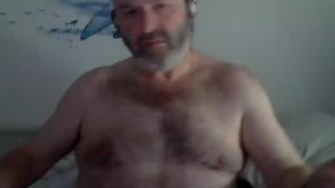 Snapshot of midhir chatting on February 10, 2025, 3:32 pm kike online show from February 10, 2025, 3:32 pm