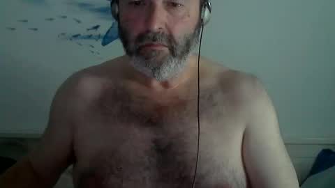 Snapshot of midhir chatting on February 15, 2025, 10:21 pm kike online show from February 15, 2025, 10:21 pm