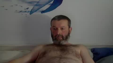 Snapshot of midhir chatting on February 25, 2025, 6:09 pm kike online show from February 25, 2025, 6:09 pm