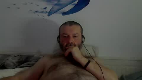 Snapshot of midhir chatting on March 11, 2025, 7:03 pm kike online show from March 11, 2025, 7:03 pm