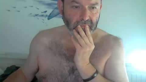 Snapshot of midhir chatting on September 28, 2025, 12:43 pm kike online show from September 28, 2025, 12:43 pm