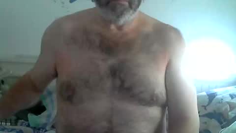 Snapshot of midhir chatting on October 7, 2025, 1:41 pm kike online show from October 7, 2025, 1:41 pm