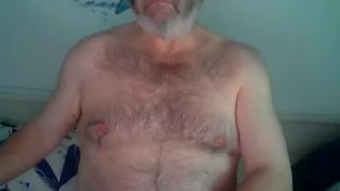 Snapshot of midhir chatting on December 5, 2025, 2:36 pm kike online show from December 5, 2025, 2:36 pm