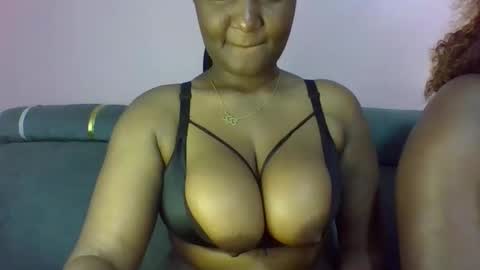 Snapshot of midnight_sexy chatting on April 4, 2026, 7:17 am midnight_sexy online show from April 4, 2026, 7:17 am