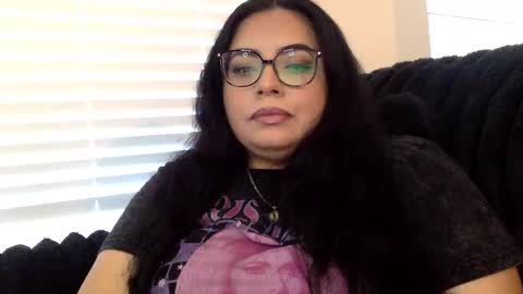 Snapshot of midnightbruja111 chatting on October 20, 2025, 5:02 pm midnightbruja111 online show from October 20, 2025, 5:02 pm