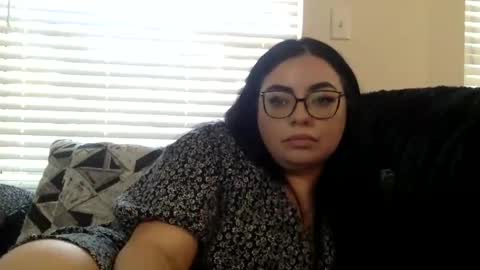 Snapshot of midnightbruja111 chatting on November 21, 2025, 8:29 pm midnightbruja111 online show from November 21, 2025, 8:29 pm