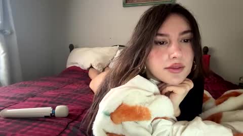 SexyLatinaCouple online show from March 27, 2026, 5:34 pm