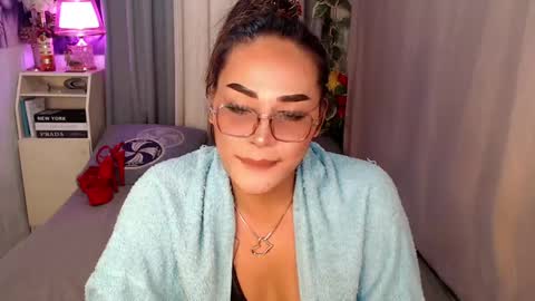 Snapshot of midnightraven27 chatting on January 10, 2025, 9:10 pm  Dont forget to follow online show from January 10, 2025, 9:10 pm