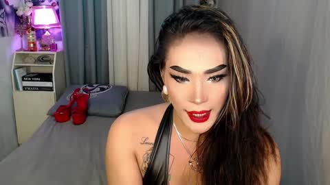 Snapshot of midnightraven27 chatting on February 18, 2025, 12:37 am  Dont forget to follow online show from February 18, 2025, 12:37 am