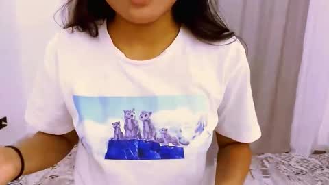 Mia online show from January 17, 2026, 5:05 pm